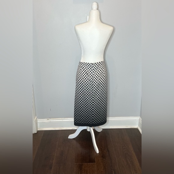 Women’s skirt (Eci New York Skirt) - Picture 2 of 2